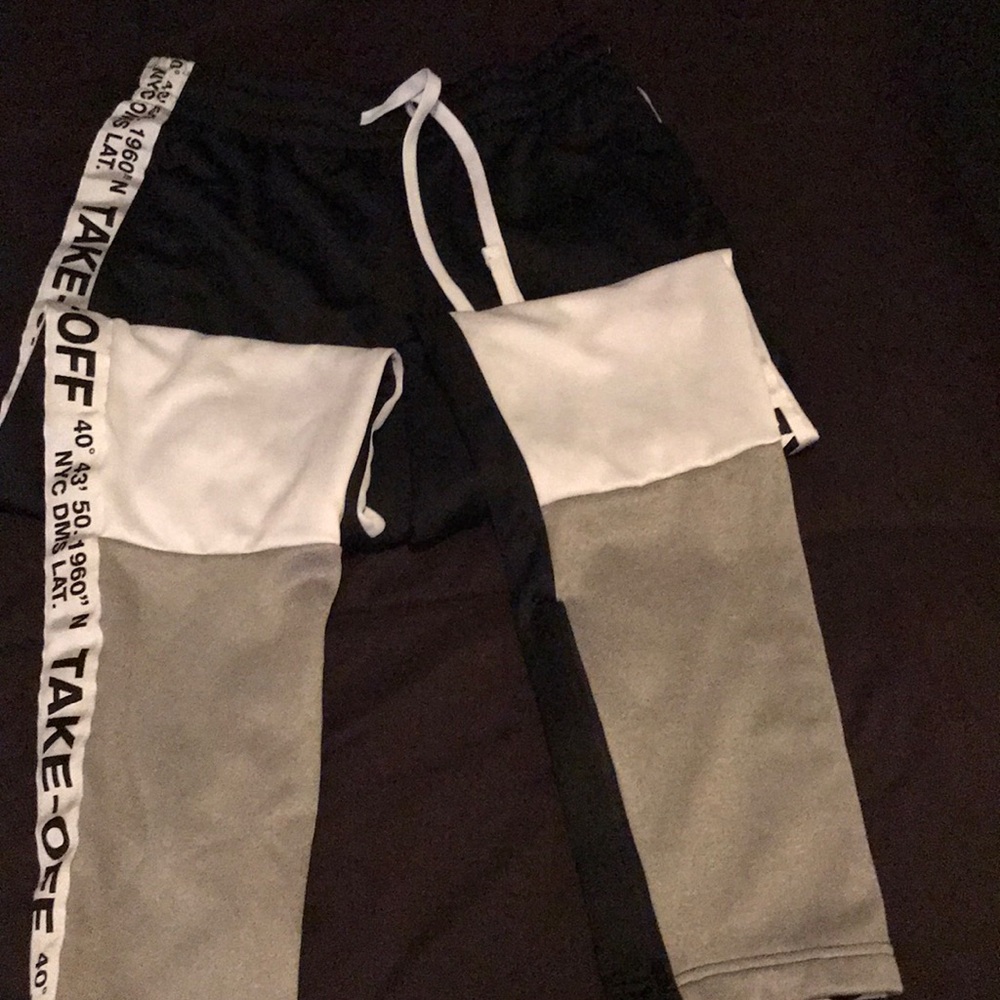 Men joggers - Picture 2 of 4